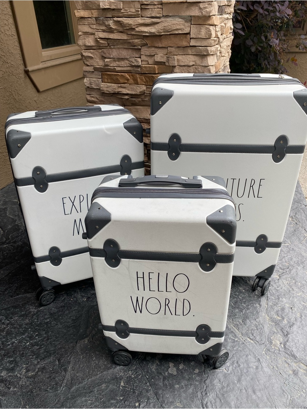 Rae Dunn EXPLORE MORE ADVENTURE AWAITS HELLO WOULD suitcase Set of 3 Lugages